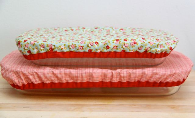 http://smashedpeasandcarrots.com/wp-content/uploads/2016/05/DIY-Reusable-and-Washable-Baking-Dish-Covers11.jpg