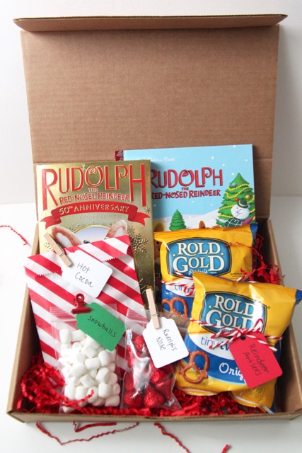 http://smashedpeasandcarrots.com/wp-content/uploads/2016/12/Rudolph-the-Red-Nosed-Reindeer-Family-Movie-Night-Gift5.jpg