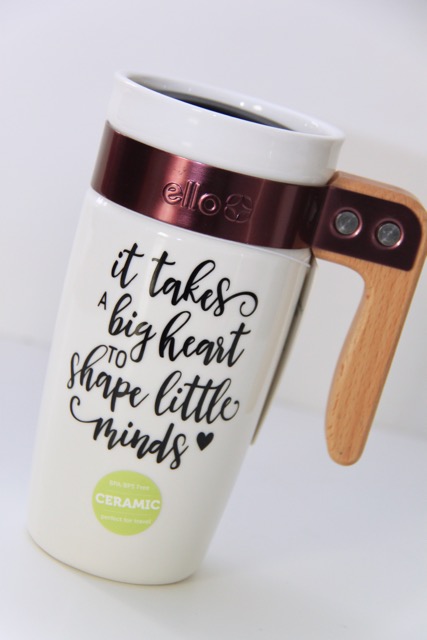 http://smashedpeasandcarrots.com/wp-content/uploads/2016/12/Silhouette-Mug-Teacher-Gift2.jpg