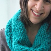 Knit Cowl of the Chunky Variety {A Tutorial}