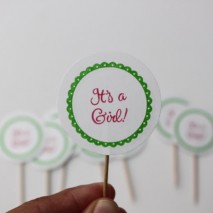 PSA Essentials: Review, Giveaway and Cupcake Topper Project Idea