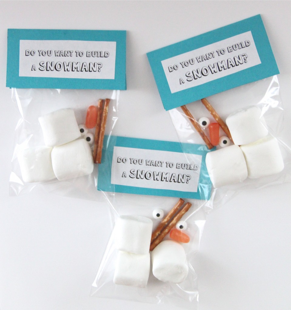 Do you want to build a Snowman Frozen 2 Chalk Style Treat Bag Toppers
