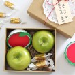 Love this idea of gifting apple and caramel boxes in the fall. What a fun happy gift!