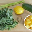 How to make and Energizing Green Smoothie that tastes great // SmashedPeasandCarrots.com