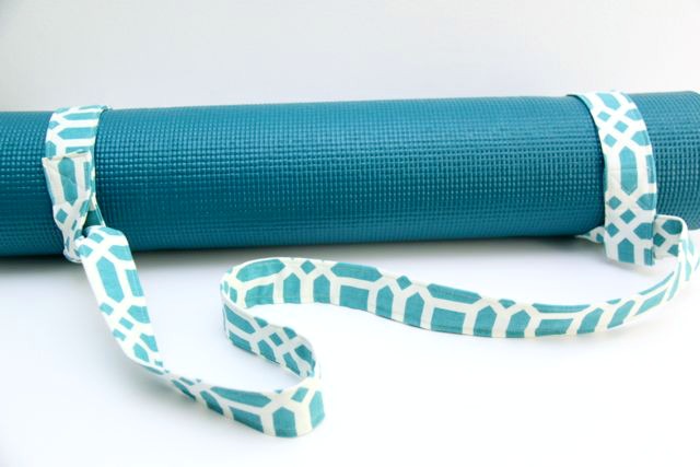 DIY Yoga Strap - Make your own Cute Yoga Strap Tutorial - The