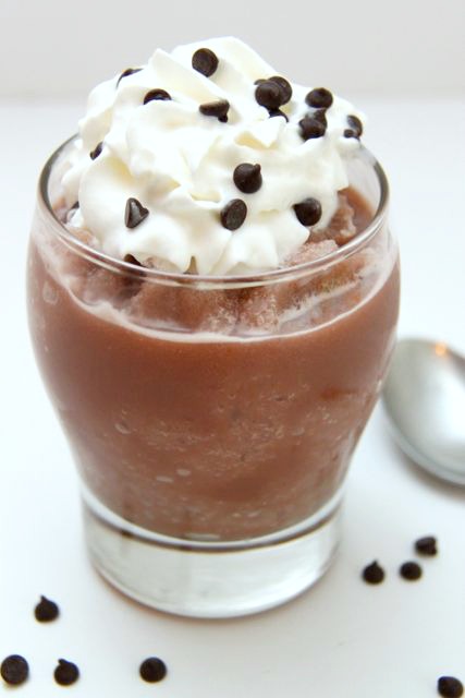 Easy Frozen Hot Chocolate // SmashedPeasandCarrots.com