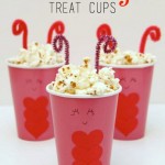 Adorable Love Bug Treat Cups // SmashedPeasandCarrots.com