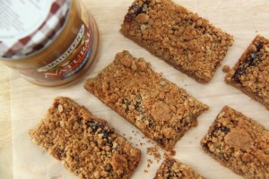 Peanut Butter and Jelly Bar Recipe - Smashed Peas & Carrots