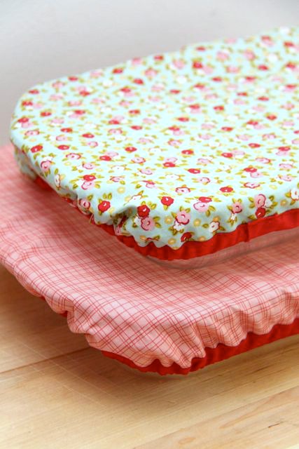 https://smashedpeasandcarrots.com/wp-content/uploads/2016/05/DIY-Reusable-and-Washable-Baking-Dish-Covers10.jpg