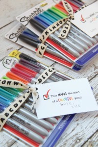 Back to School Sharpie Teacher Gift Idea and Free Printable - Smashed ...