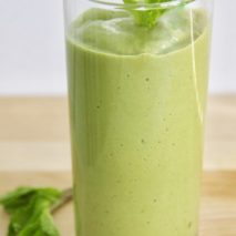 The Best Paleo and Vegan Shamrock Smoothie You’ll Ever Have